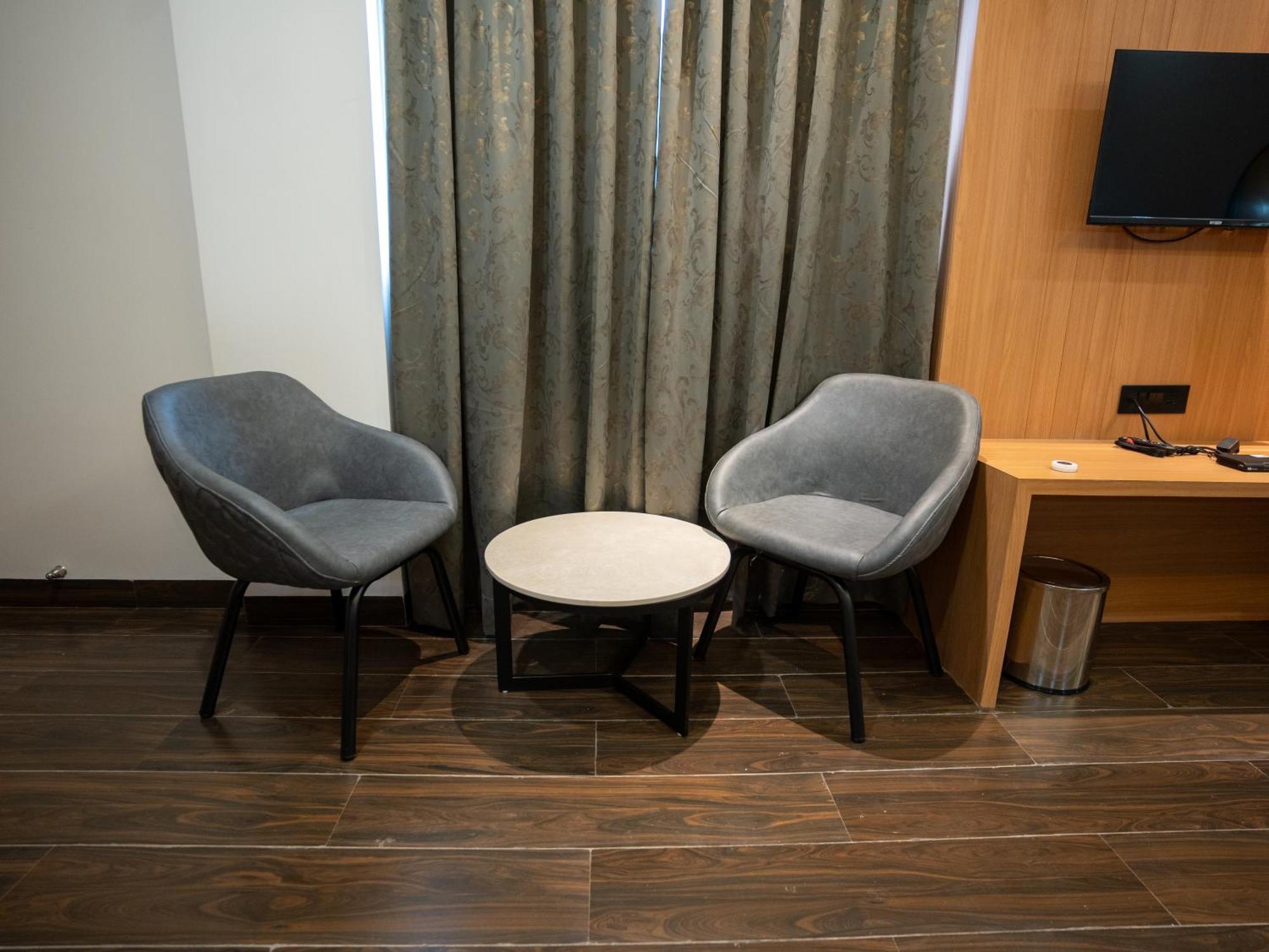 Hotel Alba Inn, Indore Dış mekan fotoğraf